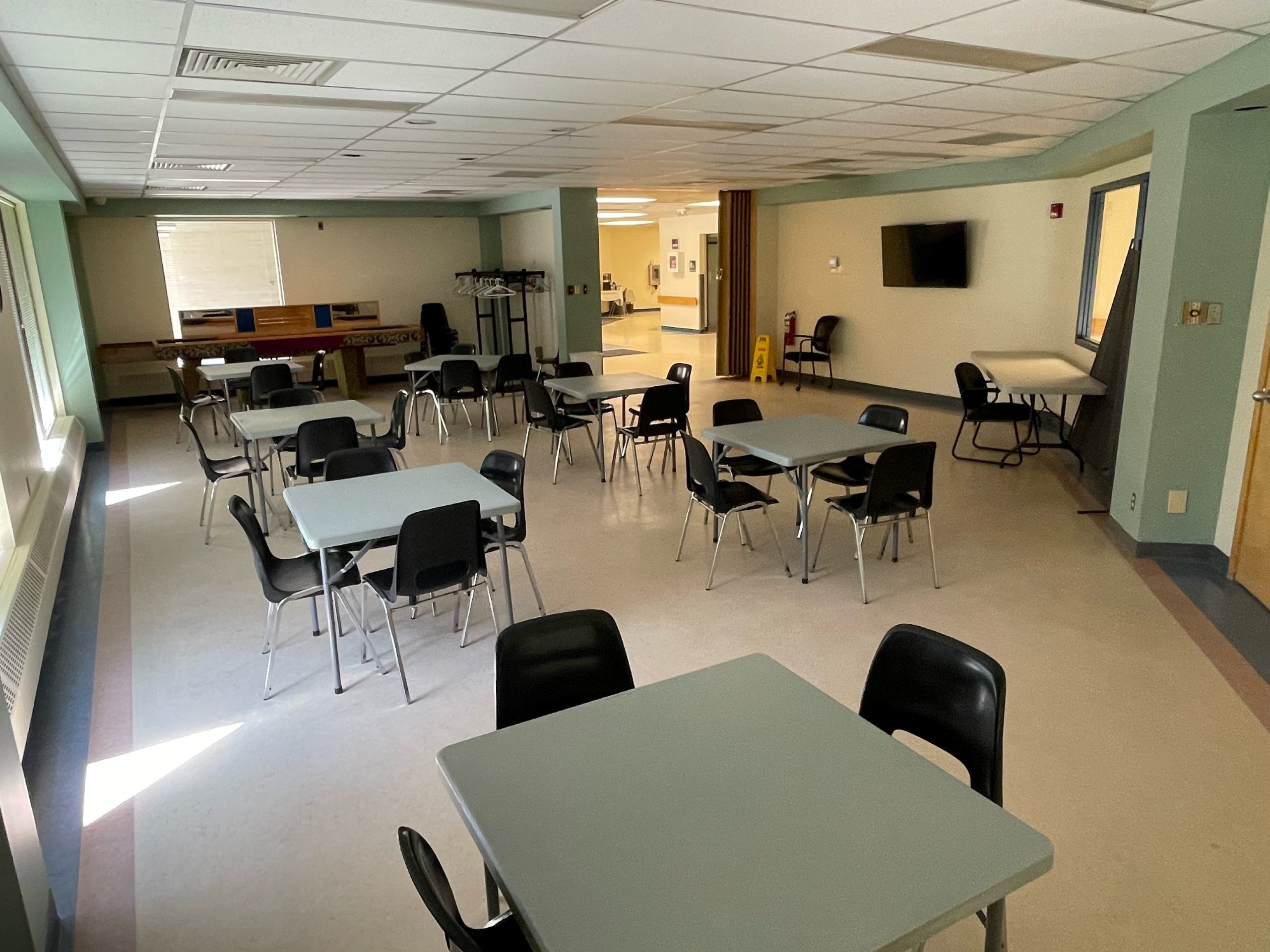 community cards room